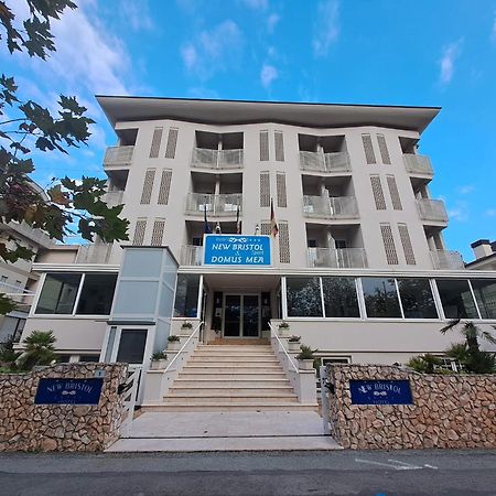 New Bristol Sport Hotel Чезенатіко Екстер'єр фото