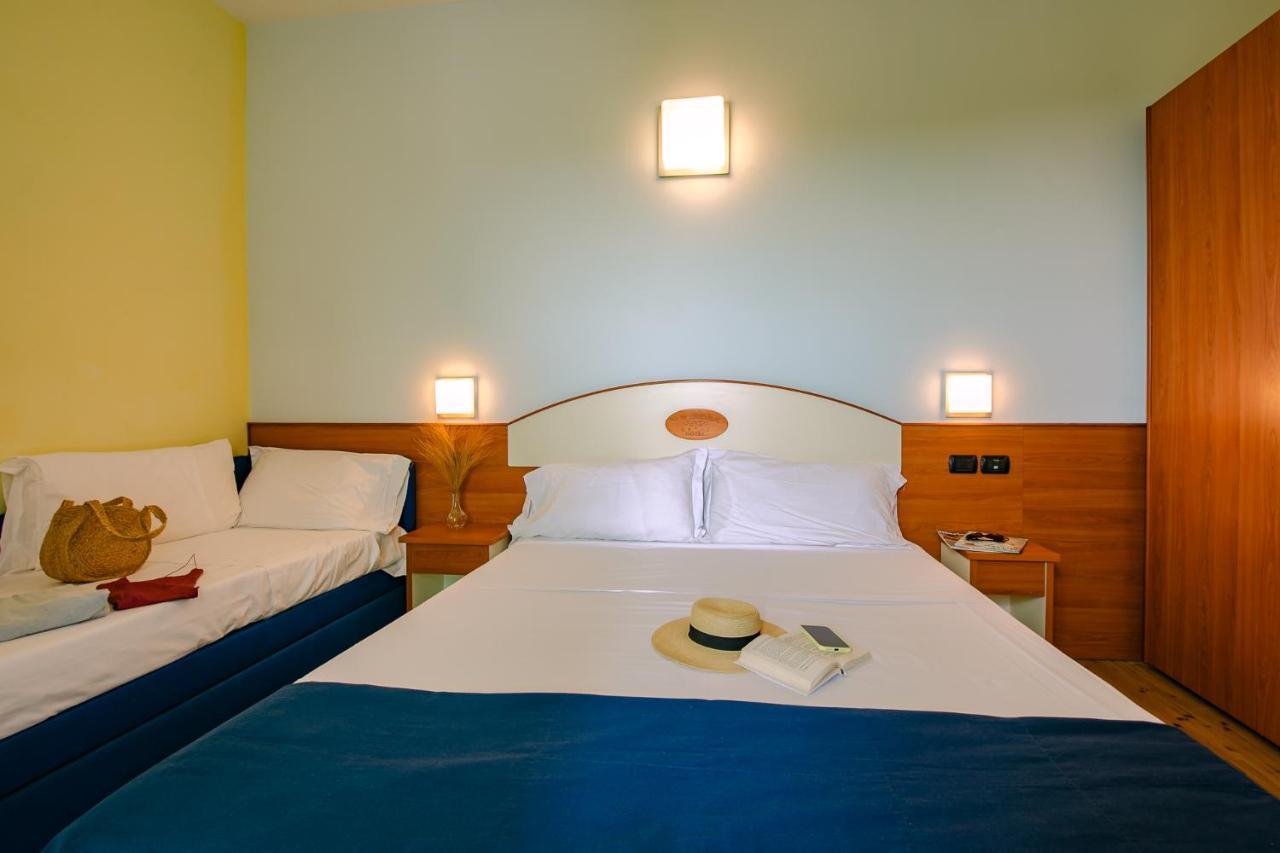 New Bristol Sport Hotel Чезенатіко Екстер'єр фото