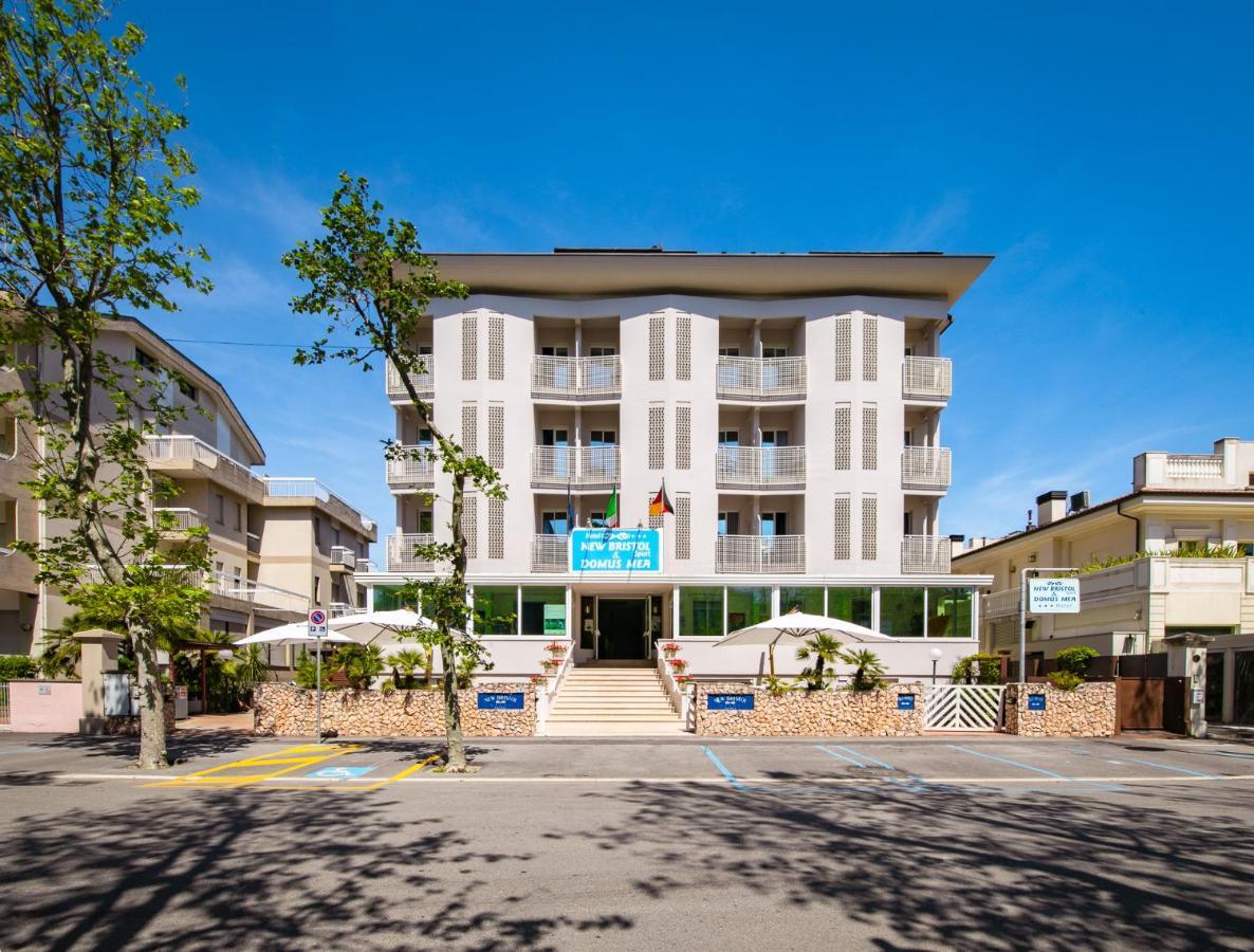 New Bristol Sport Hotel Чезенатіко Екстер'єр фото